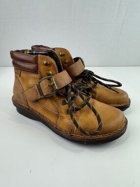PIKOLINOS Tan and Dark Brown Leather Lace-Up Ankle Boots with Buckle